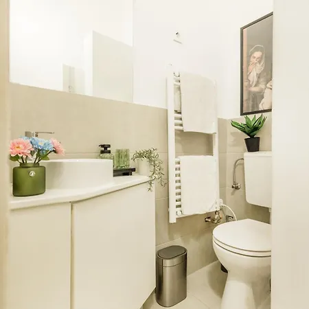 Discover Your Retreat-walk To Downtown Apartment Budapest