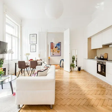 Discover Your Retreat-walk To Downtown * Budapest