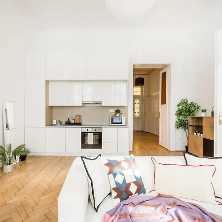 Discover Your Retreat-walk To Downtown Apartman *