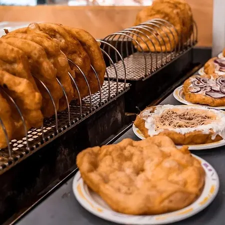 Discover Your Retreat-walk To Downtown * Budapest