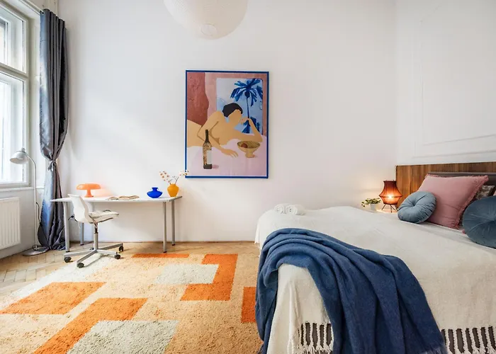 Discover Your Retreat-walk To Downtown *