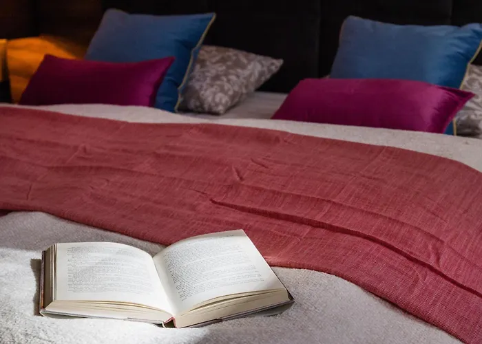 Discover Your Retreat-walk To Downtown Budapeşte