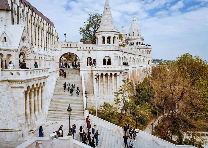 Discover Your Retreat-walk To Downtown